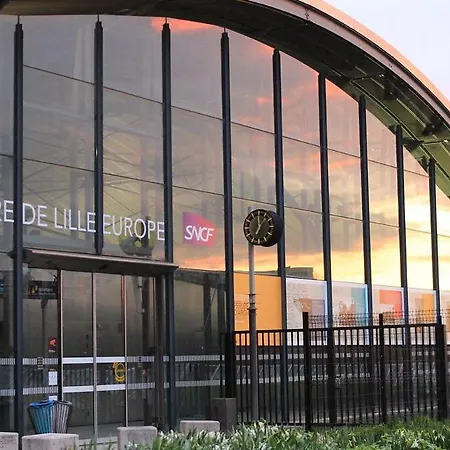 Grand Place - With 2 Bedrooms Daire Lille