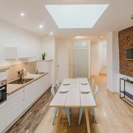 Lägenhet Grand Place - With 2 Bedrooms *