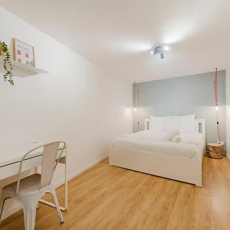Grand Place - With 2 Bedrooms ليل